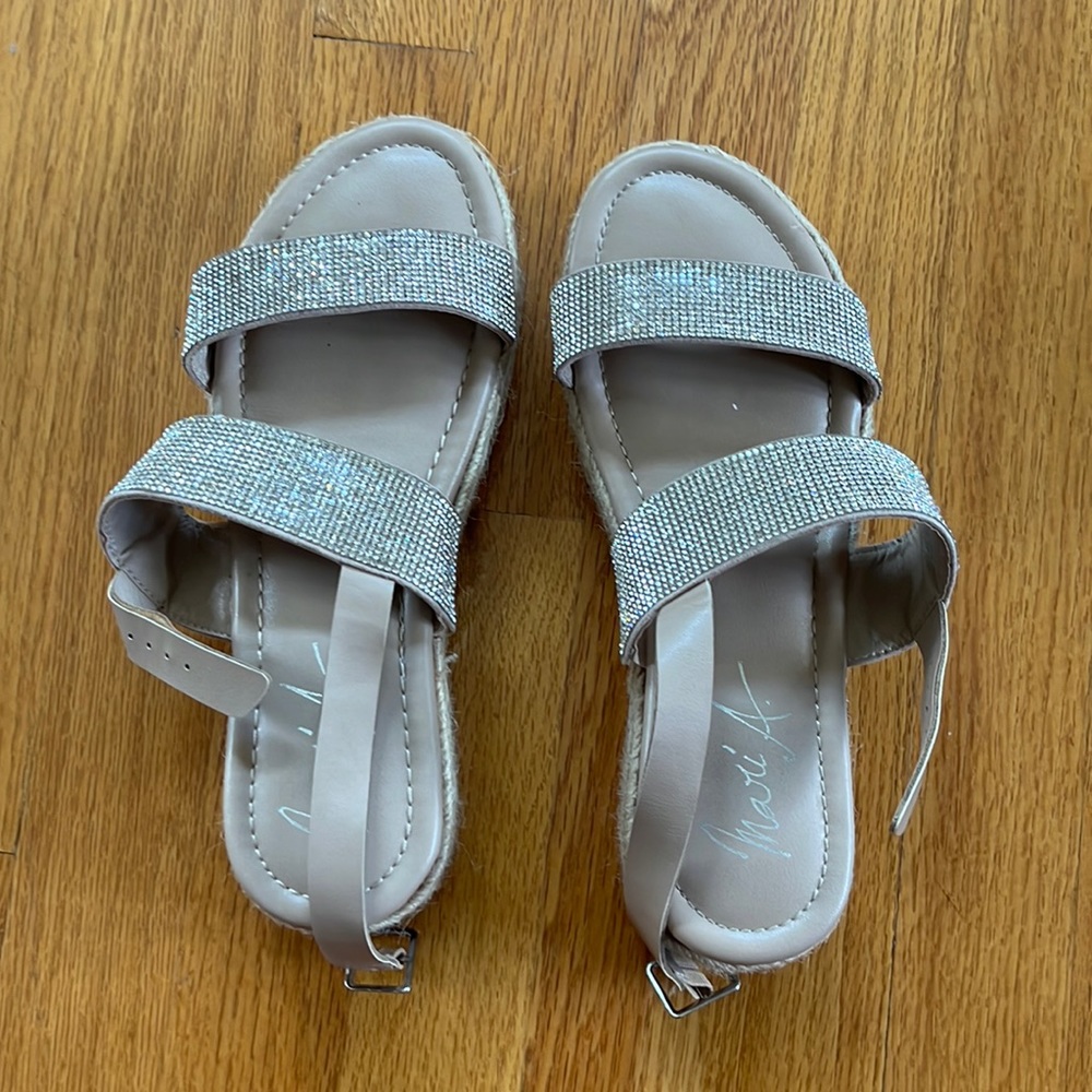 Espadrille sandals